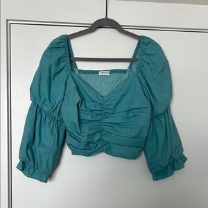 Light blue 3/4 sleeve ruched top
